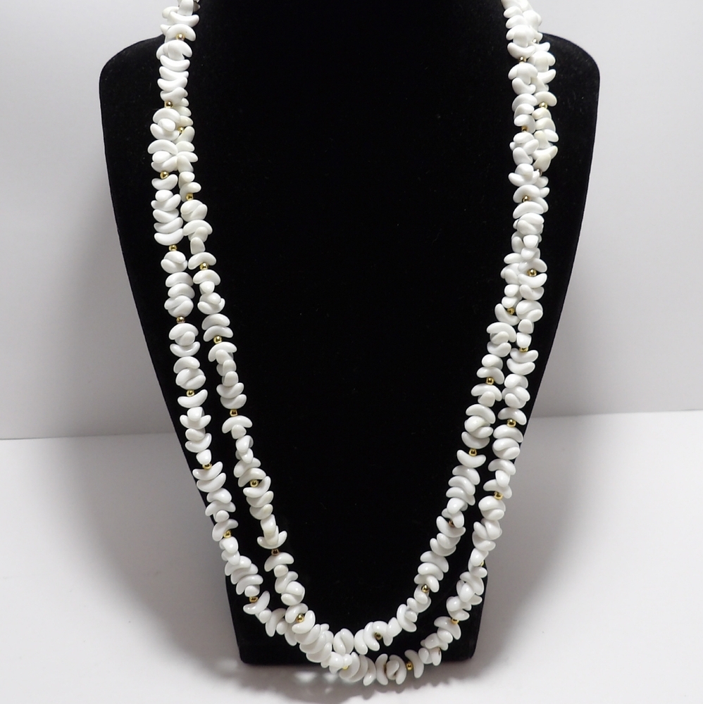 Vintage White Flat Oval Bead Double Strand Necklace Gold Tone